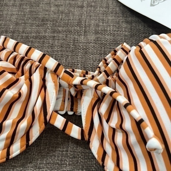 Roxy Swim Classics Bandeau & UW Bras - Picture 8 of 10